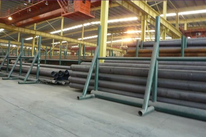 sell alloy steel  pipe  with good quality and best price